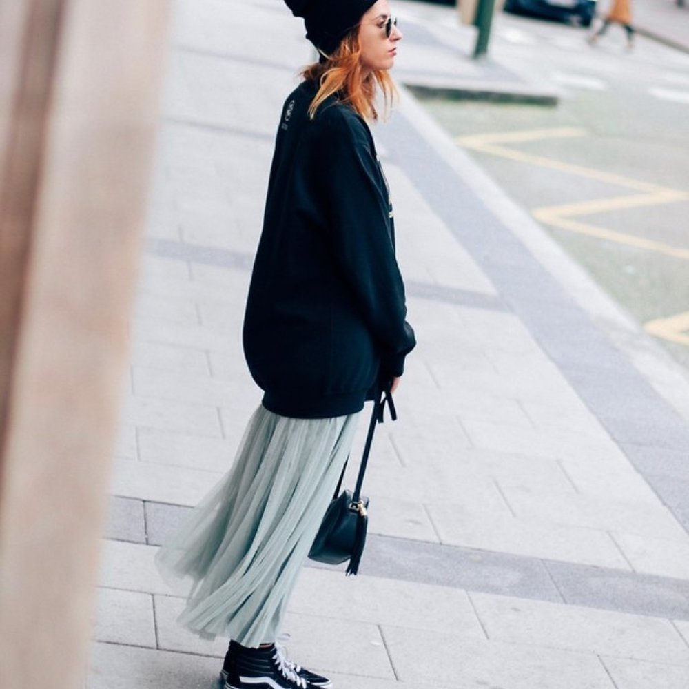 NWT Long Light Gray tulle skirt